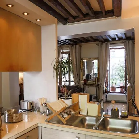 Charming Apartment In St Germain Des Pres * Paris