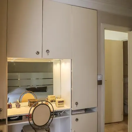 Charming Apartment In St Germain Des Pres Apartment Paris