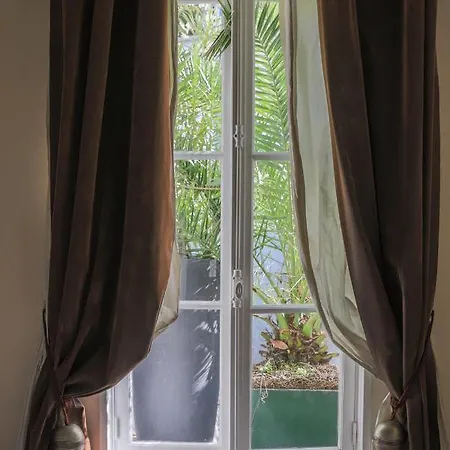 Charming Apartment In St Germain Des Pres *