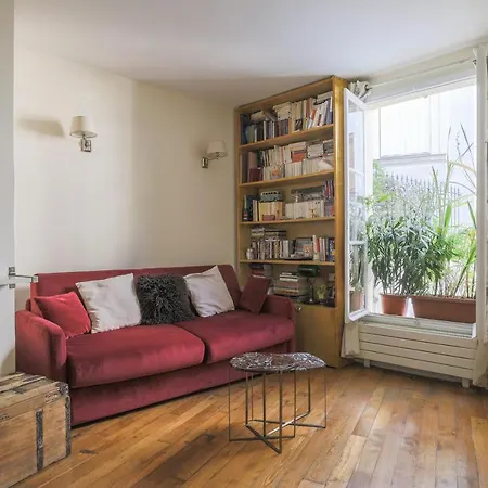 Charming Apartment In St Germain Des Pres